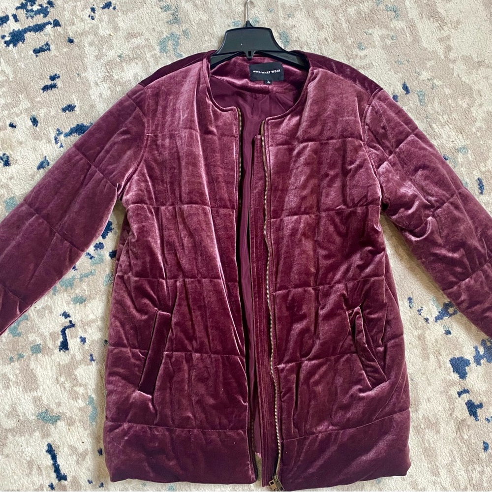Quilted Chenille Coat in size Large.